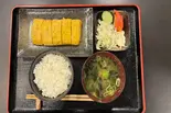 ハラールだし巻き卵定食 Halal dashimaki-egg set（三日月亭 AL-HILAL DINER）