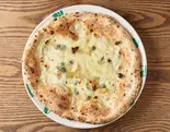 ピッツァ クアトロフォルマッジ(Mano-e-Mano Pizzeria&Trattoria)