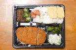 ガッツリとんかつ弁当（阿蘇美）