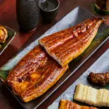 極上うなぎ1尾盛り(蒲焼き)（築地DINING金のうなぎ 中村橋店）