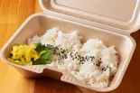ご飯(並盛り/200g前後)-Rice (M/200g)-（からあげ専門店 目黒ほろよい党）
