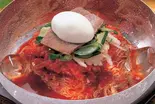 ビビン冷麺（韓マンナ×KAMACHICKEN）