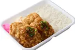 合盛り弁当ミニ(醤油からあげ1個・油淋鶏からあげ1個)（元祖からあげの中津家 阪神甲子園店）