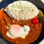 温玉トマトカレー(トマトカレーとワインのお店sept)