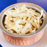 チキンチーズカレー Chicken Cheese Curry（ナンハウス 蘇我店）