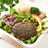 牛100% ハンバーグステーキ Hamburger Steak(ヘルシー&グリル マドズ 三軒茶屋店)