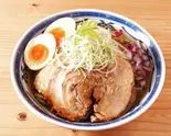 ゆず香る塩そば 味玉付き（吉岡マグロ節センター）