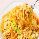 Veg. Chowmin ベジ (野菜)（マヤビレストラン小禄店）