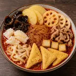 (14) 旨辛いかとお肉のやみつきセット(香辣鱿鱼肉肉上瘾套餐)（にゃんこ麻辣烫住吉店 七福煎餅）