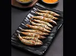 烤多春魚・8本(小尾羊 薬膳しゃぶしゃぶ 巣鴨店)