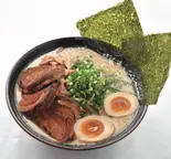 チャーシューとんこつ醤油らーめん(ラーメン味来)