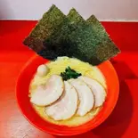 チャーシューラーメン（横浜家系ラーメン 赤家 住吉店）