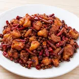 一口鶏唐揚げの本格四川風炒め Sichuan Diced Chicken with Chilies（中国家庭料理 友記）