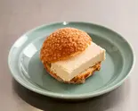ミルクティーティラミスメロンパン（MOROBAAU）