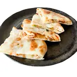 スペシャルピザナン(Special Pizza Nan)（インドレストラン＆バー ディヤ）