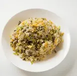 高菜とニンニク炒飯（四川料理 酔盧）