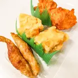 唐揚げ・鶏皮ギョーザ6個セット（和菓子・唐揚げ・おにぎり・お弁当 mi-和）