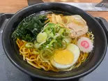 昔ながらの醤油ラーメン(富士そば 秋葉原店)