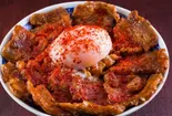 韓国風カルビ丼(半熟卵)（スンドゥブ屋チムさん）