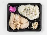 ニンニクをガツン！と効かせた塩だれ鶏むね弁当（MERCI）