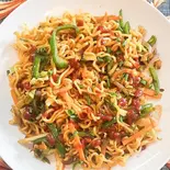 野菜たっぷりネパールの焼きそば/Vegetable Chow Mein（ハッピーダイニング小平店）