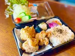 唐揚げ弁当 3個入り(サラダ付き)(焼き鳥屋が作った唐揚げ弁当「かわむー」)