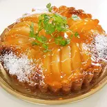 洋ナシのタルト 12㎝（アビニヨン）