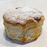 レーズンスコーン（Bibury Tea Rooms SCONEHOLIC OZASA）