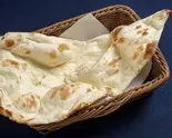 プレーンナン/Plain Naan(インド料理 DEEPA)