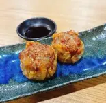 大粒！粗挽き肉 揚げ焼売 (2個)【酢醤油】（【宅配どんぶり】丼市場 清水店）