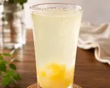 ゴロッと果肉ナタデココフィズ パイナップル（casual bar NEST）
