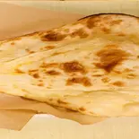 バターナン(butter Naan) 1枚(インド・ネパール料理 ニューマハラジャ三鷹店)