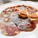 イベリコ生ハムの4種類盛り合わせ（スペインバル ラ・ピカーダ・デ・トレス Spain Bar La Picada de tres）