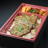 和牛ロース弁当(やきにくホルモン幸心)