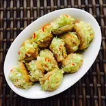 魚のスナック/ငါးဖယ်အစာသွပ်（SHWE KA TAW ASIAN RESTAURANT）