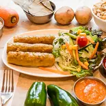 シシカバブ3P＆サラダ Shish Kebab (3 Pieces) ＆ Salad（インド料理レストランSURAJ西田辺店）