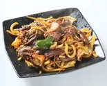 焼きうどん(ピリ辛)ーハラミうどん（御圓屋）
