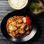 武蔵流 牛ホルモン焼きそば(麺並)定食(ご飯普通+みそ汁)≪3401≫（鉄板焼きそば 武蔵 京橋店）