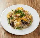 五目焼きビーフン（ラッキーティーパーラー）