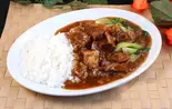 牛バラ煮込みかけご飯（常記）