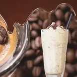 パリパリチョコプレッソシェイク（YES！！カツサンド）