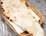 ガーリックナン Garlic naan（タンドリー＆ケバブレストラン ロータス）