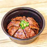 ハラミ丼（焼肉ホルモンたすき 赤坂店）