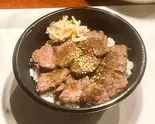 ハラミ丼（やきにく荒ちゃん）