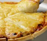 チーズたっぷりトスカーナピザ（絶品洋食屋 トスカーナ）