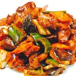 鶏肉とピーマンの辛口炒め/Spicy diced chicken(中華料理 龍門)