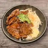牛ハラミ丼(肉120g)（お惣菜 かのん）