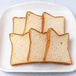大豆食パン(6枚切り)（ベークショップ イワハシ）