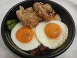 唐揚げエッグ丼（揚げたて唐揚げと丼物弁当 キッチンヤタロー）