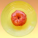 フランボワーズグレーズドドーナツ FRAMBOISE GLAZED DONUT（WARU WARU DONUT）